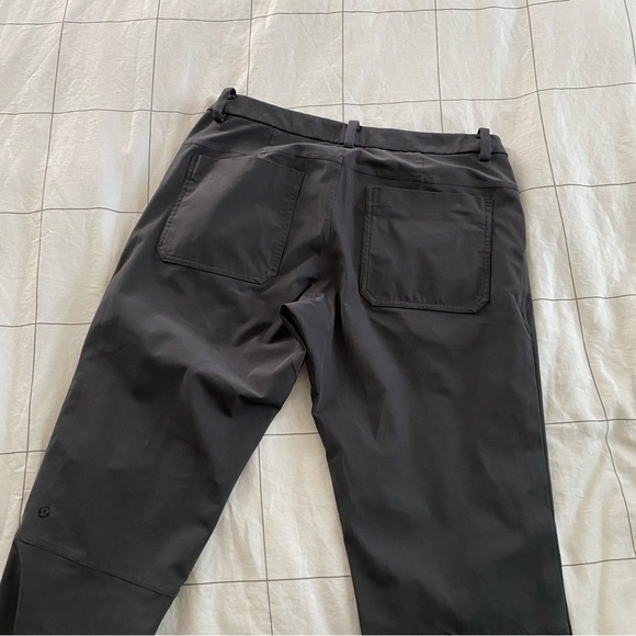 Lululemon Men’s Pants - Picture 4 of 4